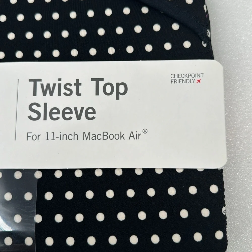 Built twist top sleeve for 11 inch MacBook Air black white polkadots apple